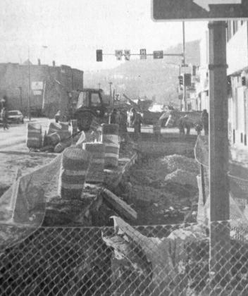 Here’s a picture from 2024…oh wait it’s from 1994 Construction crews in downtown Hot Springs were nearing the final turn in the curb, gutter, and sidewalk replacement project that had been ongoing for quite some time. Work was scheduled to progress in front of the post office and then begin down Jennings Avenue that week.