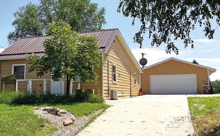 This property located across the street from the elementary school at 1913 Jennings Avenue was recently offered for sale to the Hot Springs School District for $185,000. Photo by Brett Nachtigall/Fall River County Herald-Star