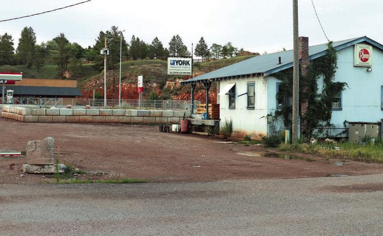 This property, which at one time was home to Bill’s Heating &amp; Cooling and is adjacent to current county property used for parking, is being discussed for purchase by the Fall River County Commission. Photo by Brett Nachtigall/Fall River County Herald-Star
